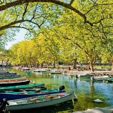 Apartment Oree Du Chateau Annecy